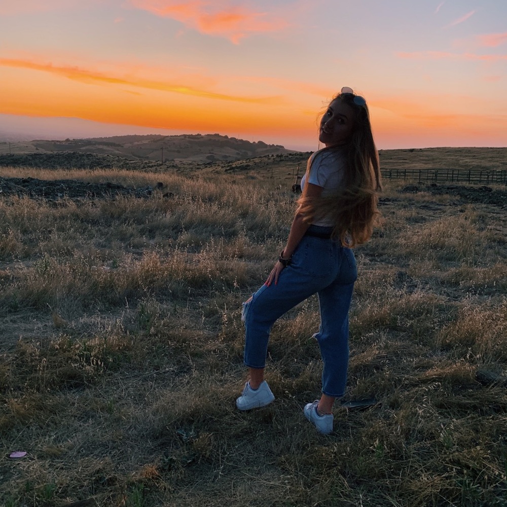 Meet your Posher, Taelor